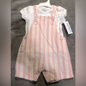 NWT. Carters 2 piece shorts overall set for baby girl. Size: 6 months